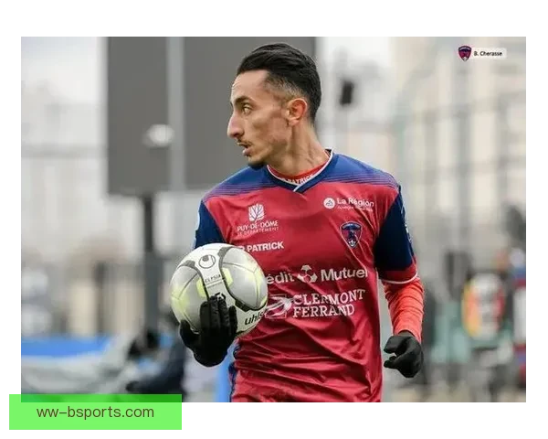 勒沃库森正式宣布签下法甲最佳后卫加强防线实力